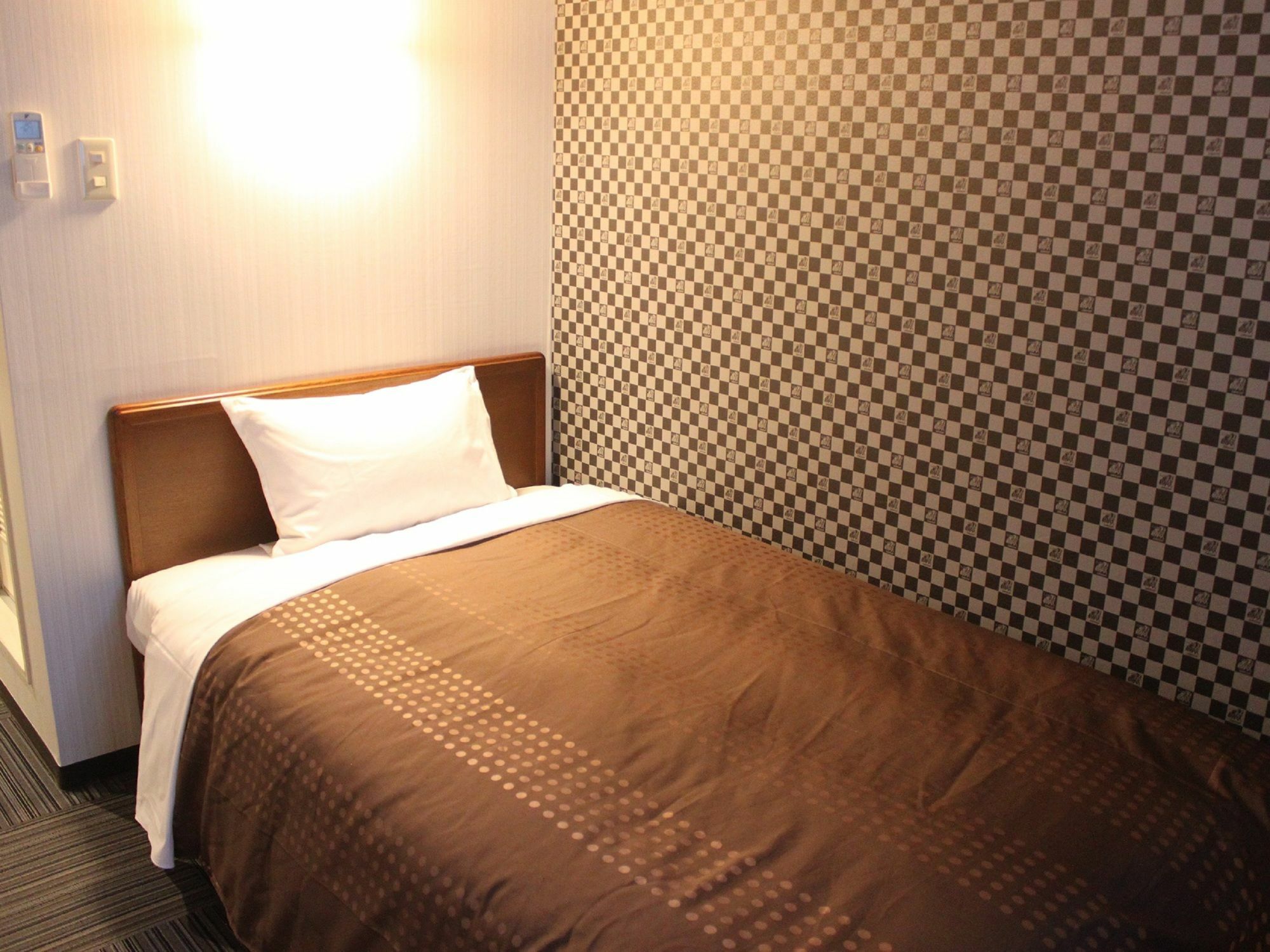 Hotel Livemax Budget Tokyo Hamura Ekimae Exterior foto